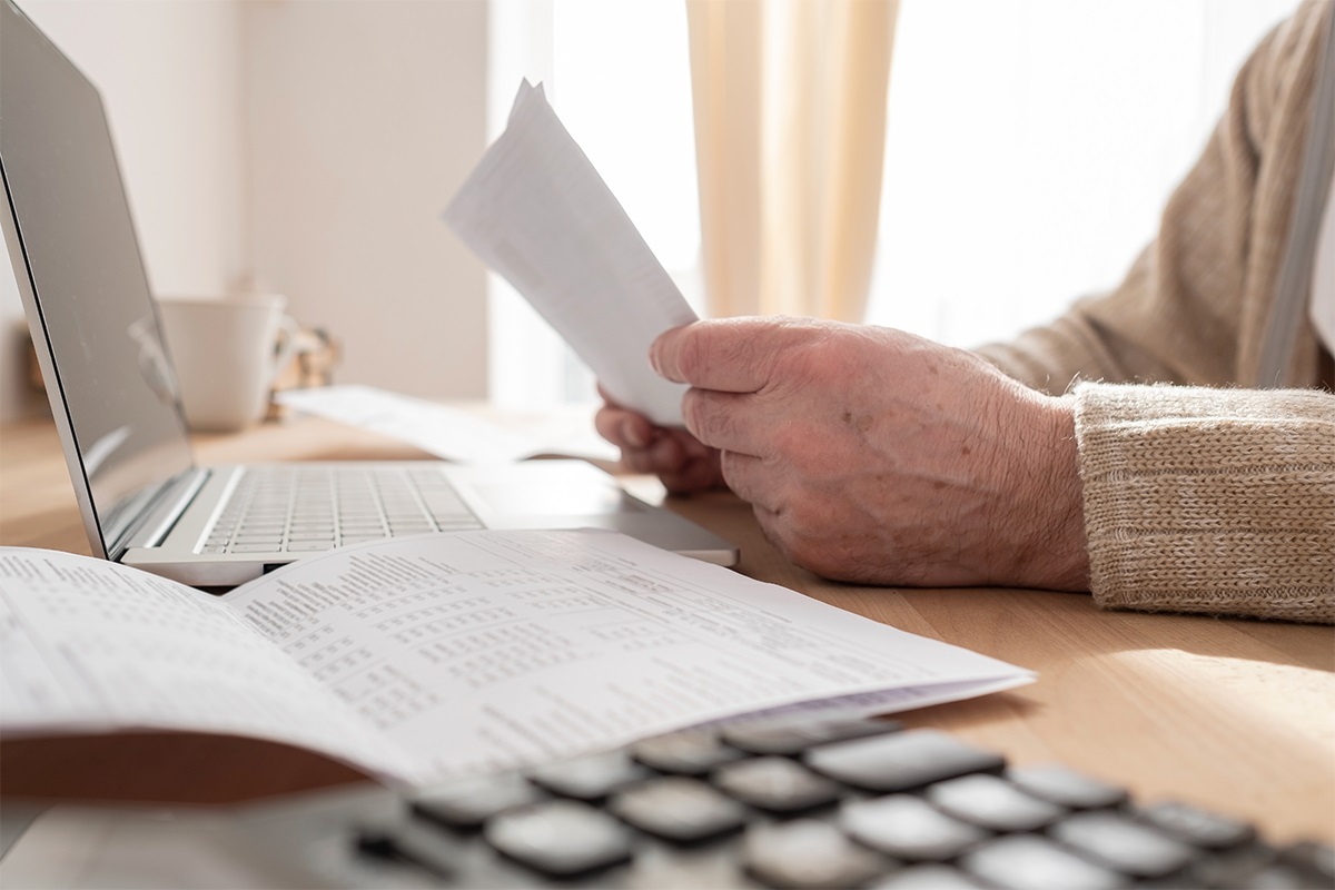 Looking at Financial papers
